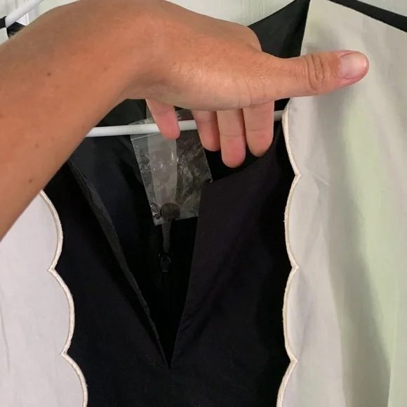 Eshakti black and Creme Scalloped dress size 2X-22W fit and‎ flare midi - Picture 4 of 11